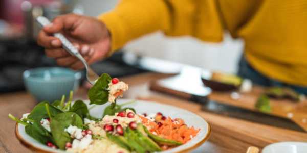 How to Balance Hormones with Nutrition